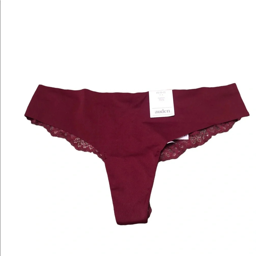 NWT AUDEN BURGUNDY SEAMLESS LACE THONG